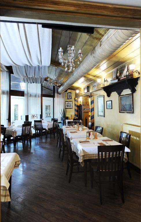 Garni Hotel Azur Ljubljana Buitenkant foto