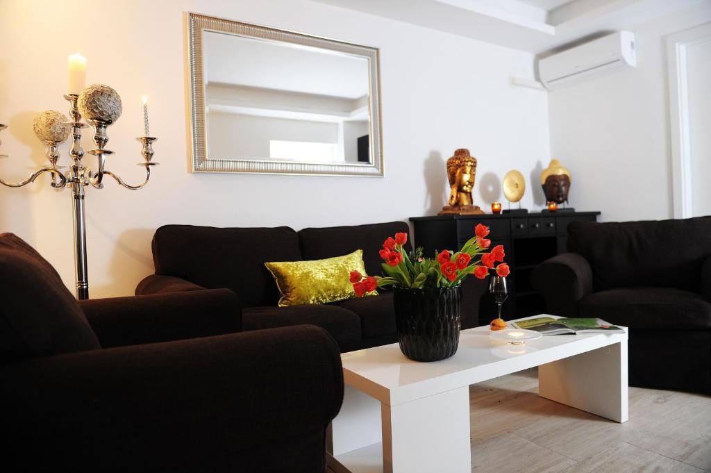 Garni Hotel Azur Ljubljana Buitenkant foto