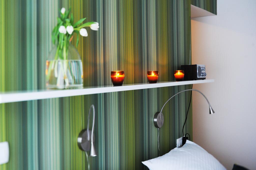 Garni Hotel Azur Ljubljana Buitenkant foto
