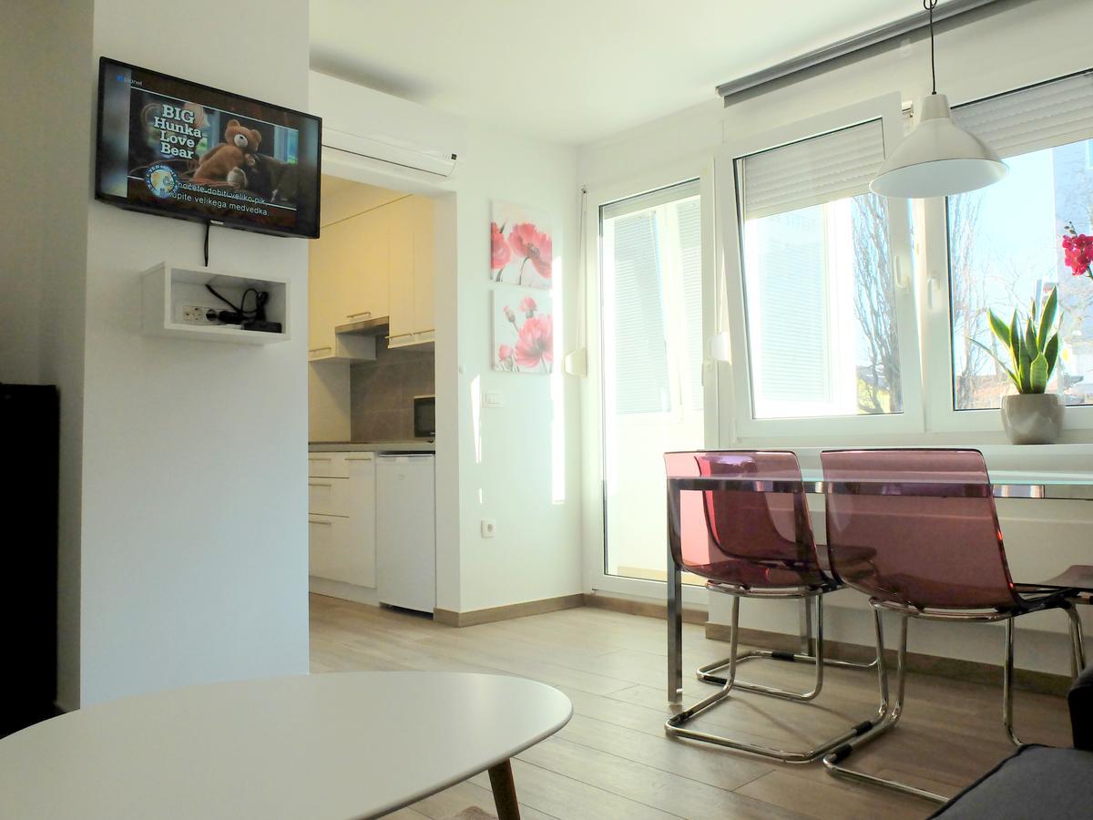 Garni Hotel Azur Ljubljana Buitenkant foto